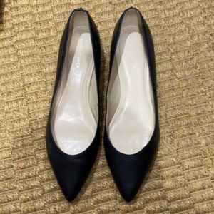 Size 9 leather mark Fischer’s flats